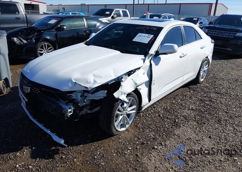 2024 Cadillac Ct4 Luxury z USA, uszkodzony, nr VIN 1G6DJ5RK2R0131902